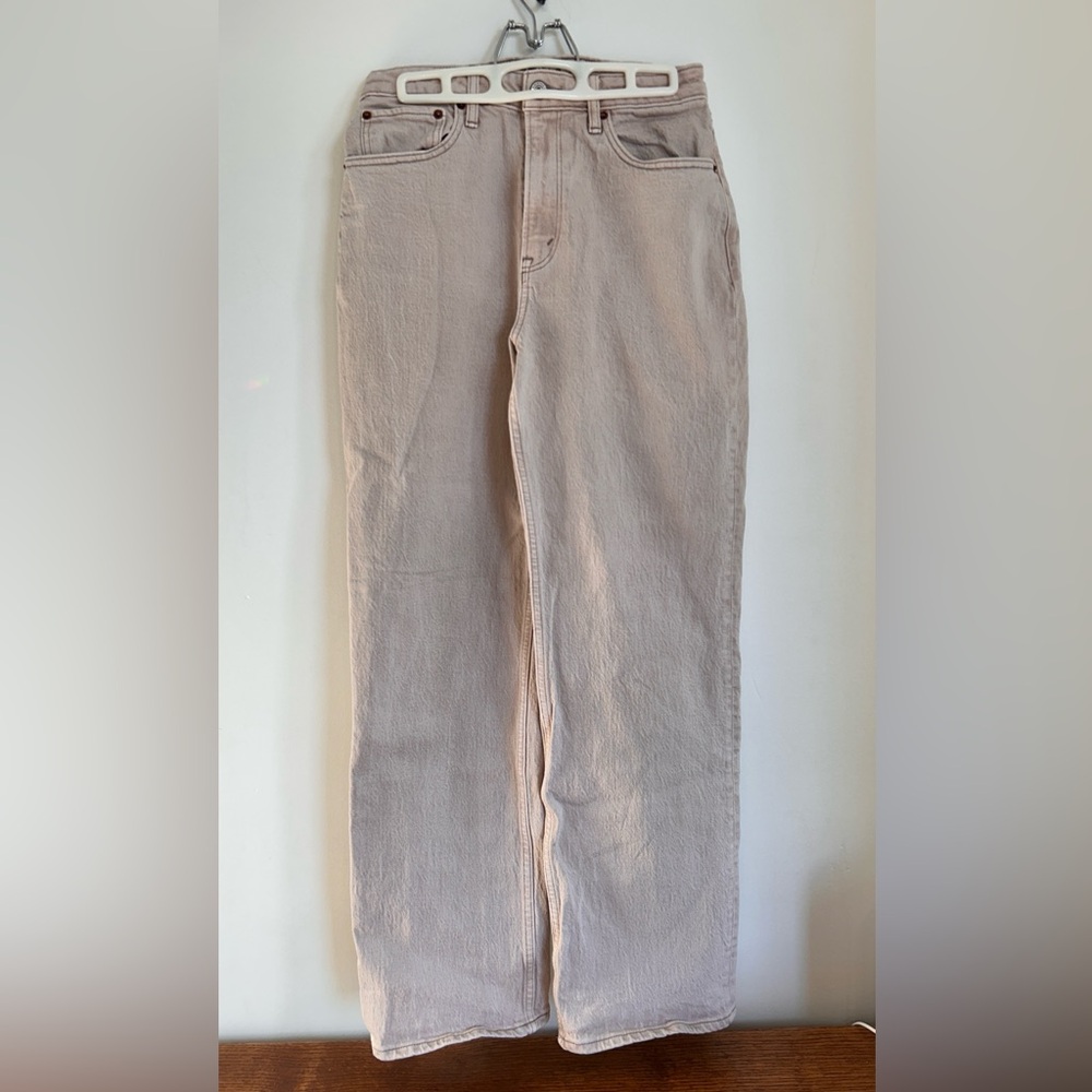 ABERCROMBIE & FITCH CURVE LOVE “THE 90’S RELAXED JEAN” HIGH RISE